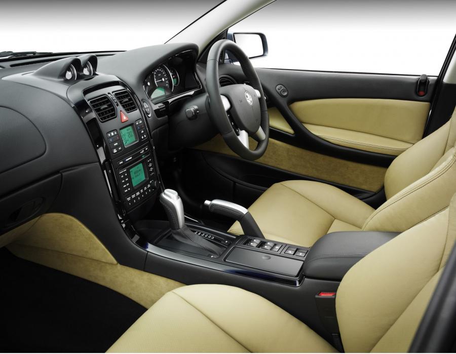 Holden Adventra LX6 2005 года  (фото 3 из 13)